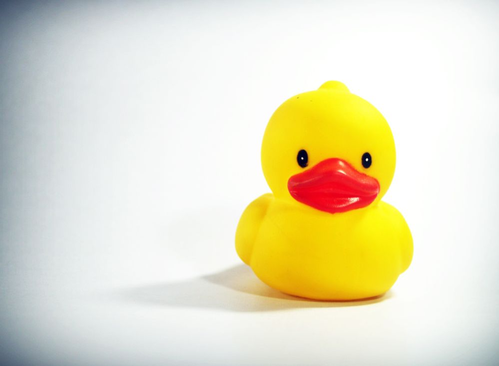 bath-ducks-bathroom-bathtub-226597.jpg